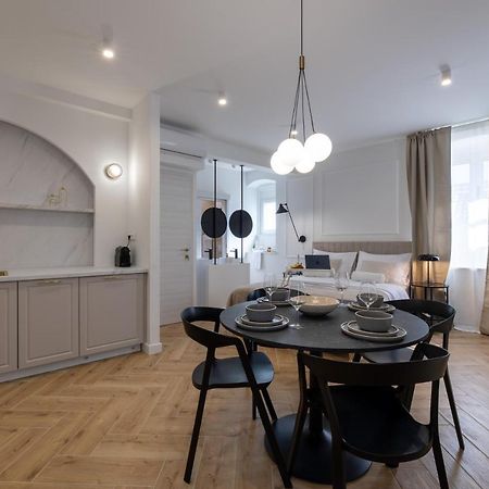 Palace Luxury Suites سبليت المظهر الخارجي الصورة
