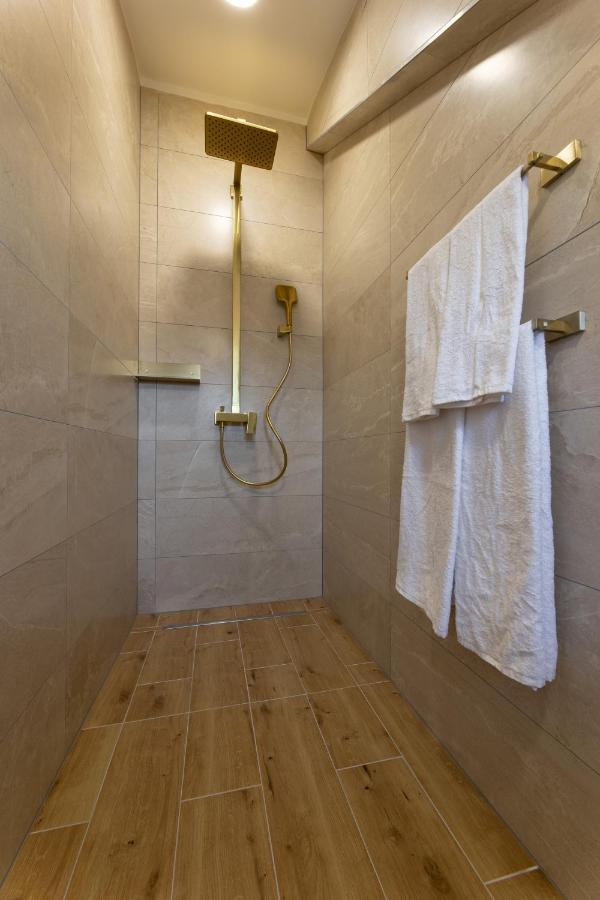 Palace Luxury Suites سبليت المظهر الخارجي الصورة