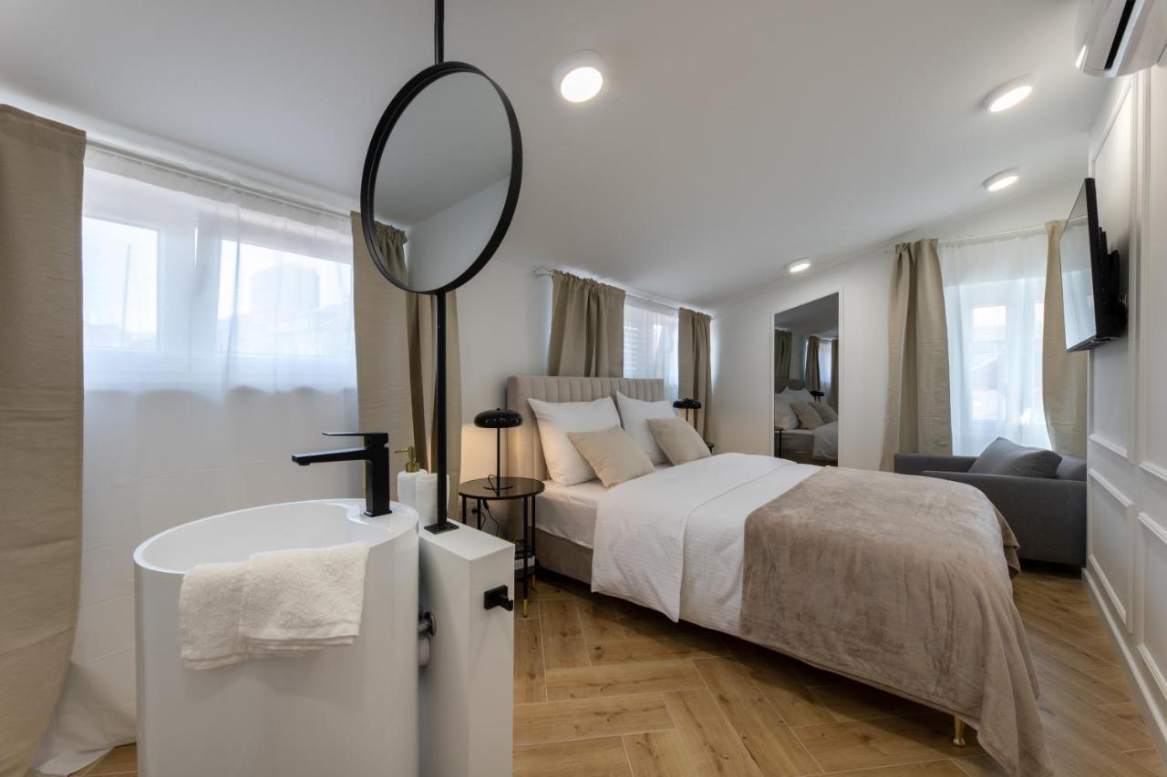 Palace Luxury Suites سبليت المظهر الخارجي الصورة