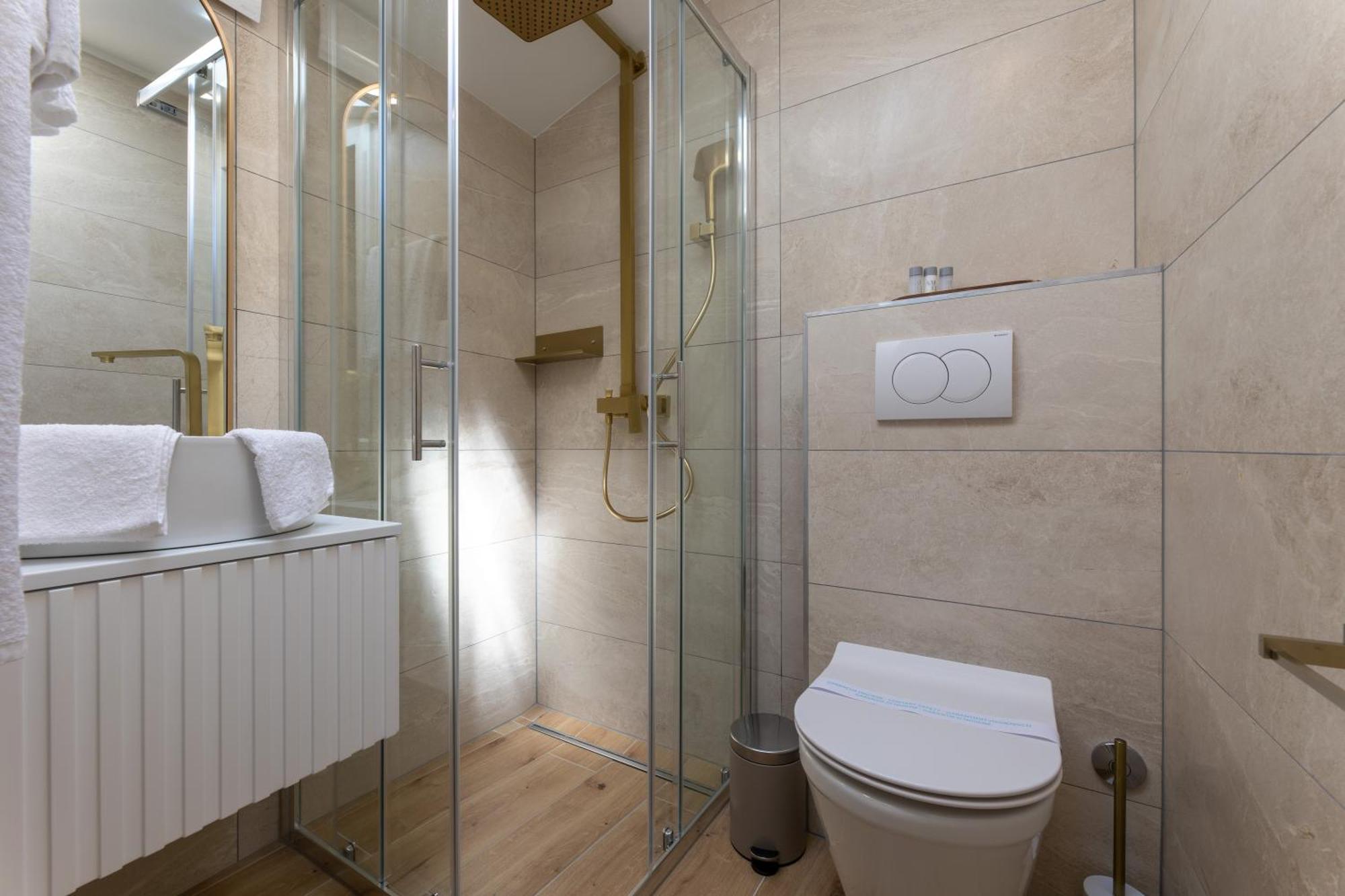 Palace Luxury Suites سبليت المظهر الخارجي الصورة