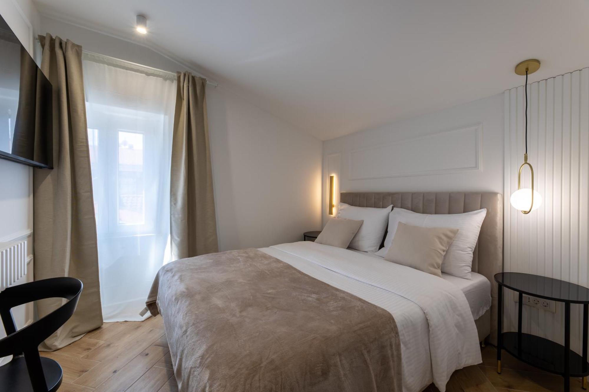 Palace Luxury Suites سبليت المظهر الخارجي الصورة