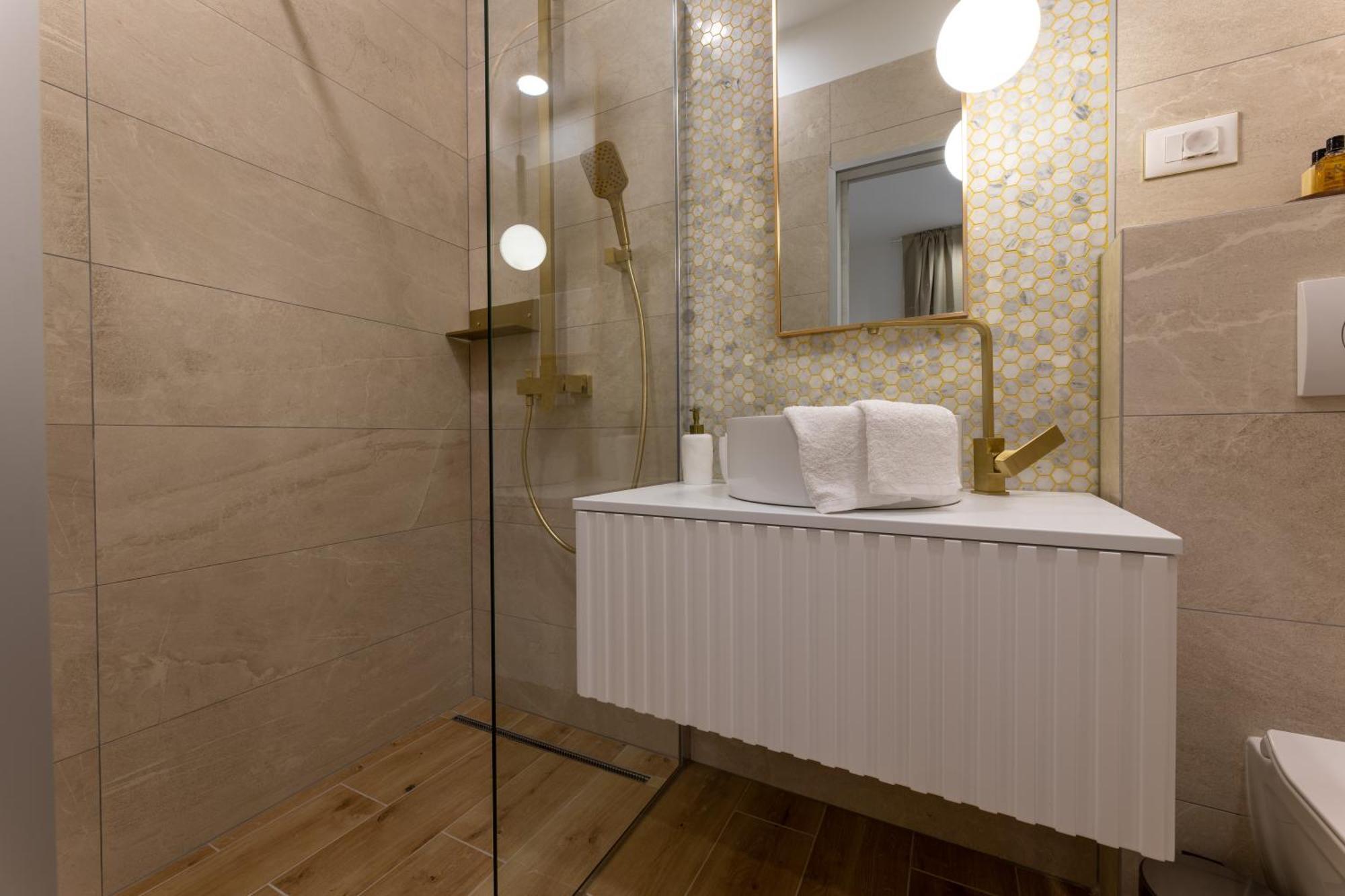 Palace Luxury Suites سبليت المظهر الخارجي الصورة
